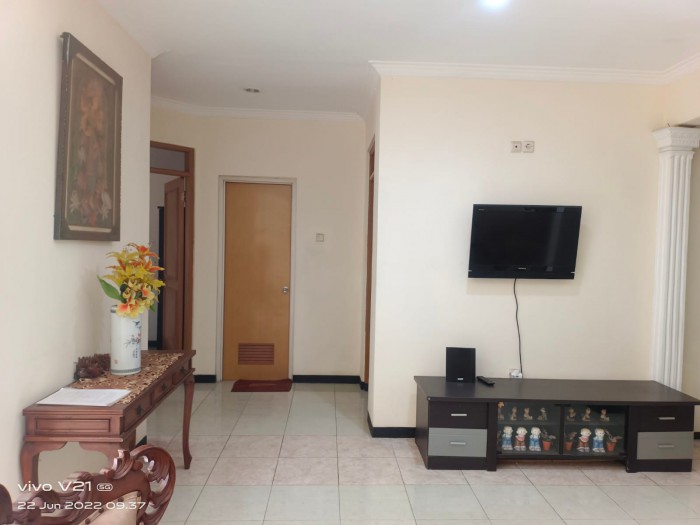 Rumah Disewakan Fully Furnished di Meadow Green Lippo Cikarang